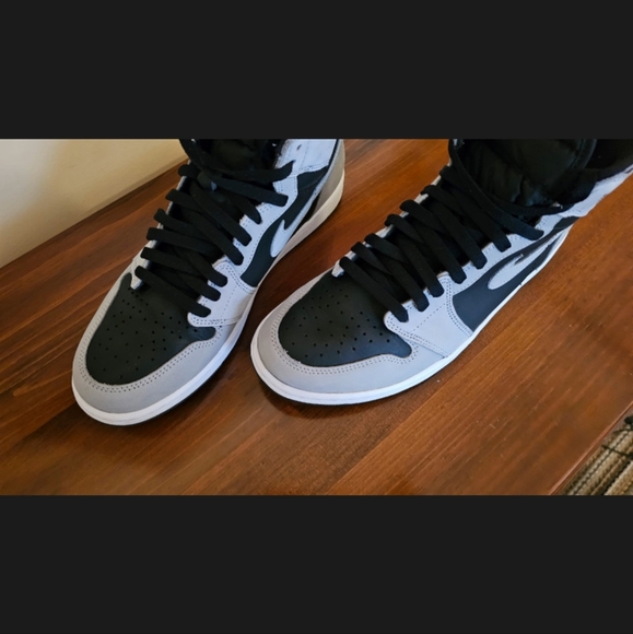 Jordan 1 Shadow 2.0 - Picture 3 of 3